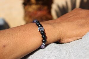 Silver Elephant Amethyst and Matte Black Onyx Beaded Bracelet