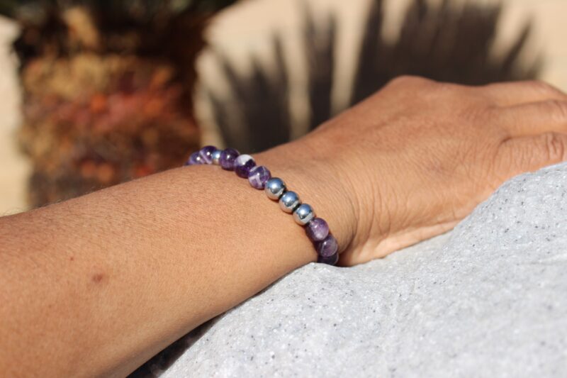 Silver Elephant Amethyst and Matte Black Onyx Beaded Bracelet - Image 2